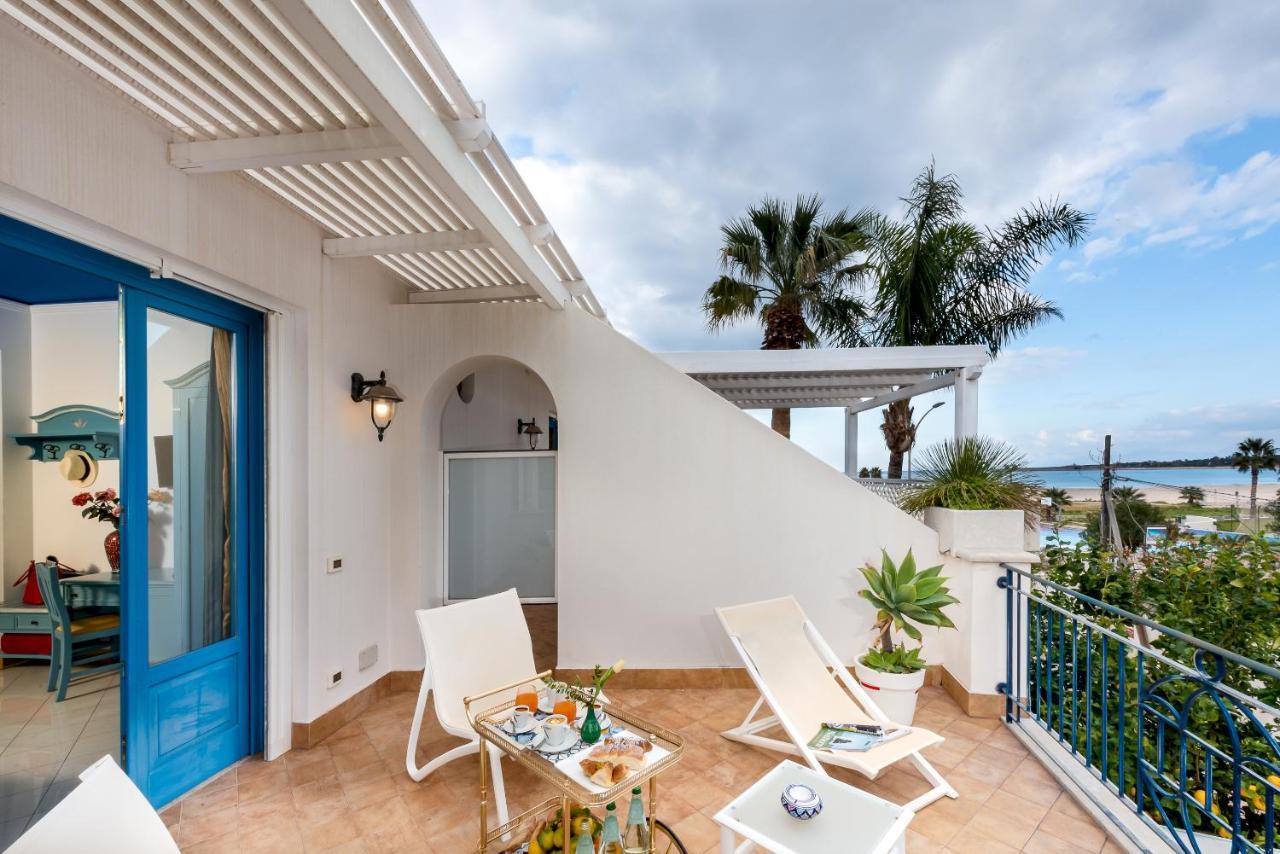 Hotel Ristorante Mediterraneo Faro サン・ヴィート・ロ・カーポ エクステリア 写真