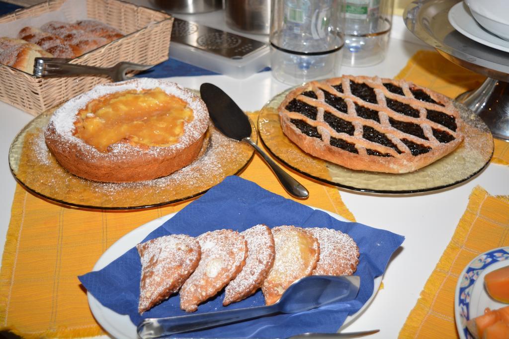Hotel Ristorante Mediterraneo Faro サン・ヴィート・ロ・カーポ エクステリア 写真