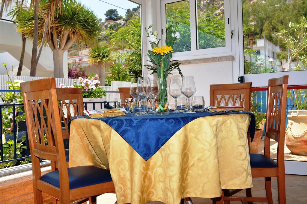 Hotel Ristorante Mediterraneo Faro サン・ヴィート・ロ・カーポ エクステリア 写真